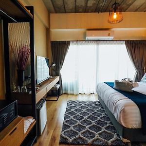 Tree​ For​ Rest​ Poshtel